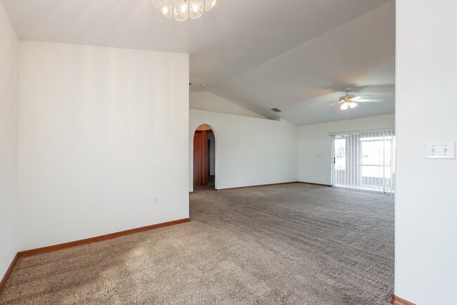 2391 Sweetwater Blvd in St. Cloud, FL - Building Photo - Building Photo