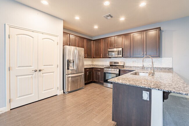 2525 N Riley Rd in Buckeye, AZ - Building Photo - Building Photo