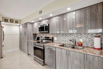 1301 NE 7th St in Hallandale Beach, FL - Building Photo - Building Photo