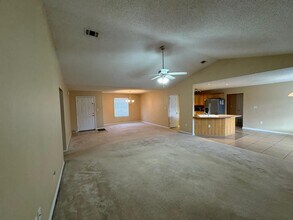 3326 Skywagon Dr in Crestview, FL - Building Photo - Building Photo