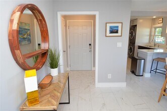 5245 Coquina Key Dr SE in St. Petersburg, FL - Building Photo - Building Photo