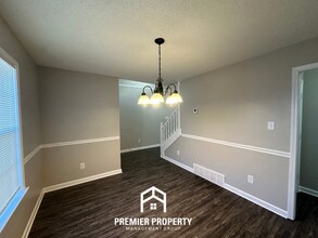 2126 Valley Edge Dr in Memphis, TN - Building Photo - Building Photo