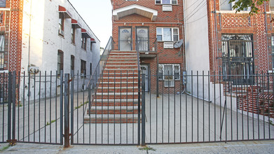 1023 Hegeman Ave in Brooklyn, NY - Building Photo - Building Photo