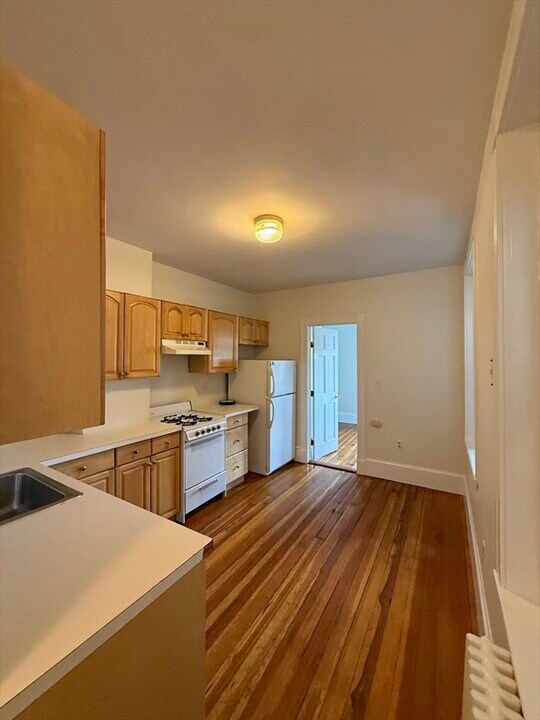 29 Myrtle St in Boston, MA - Building Photo