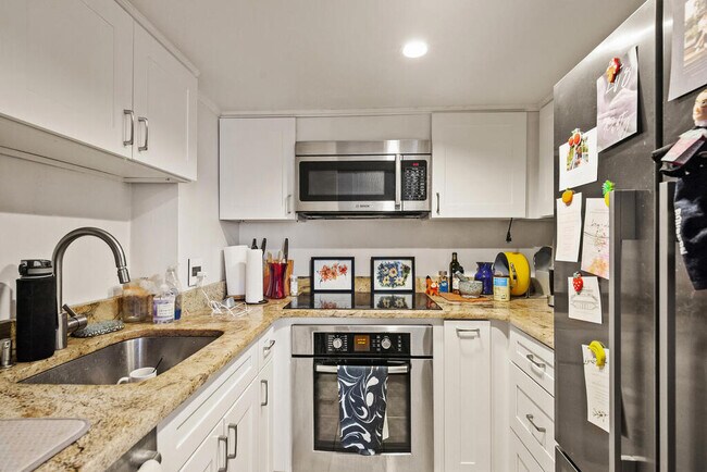 321 Dartmouth St, Unit 5 in Boston, MA - Building Photo - Building Photo