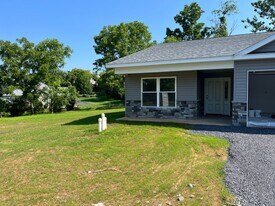 132 Lima St in Bellefonte, PA - Building Photo