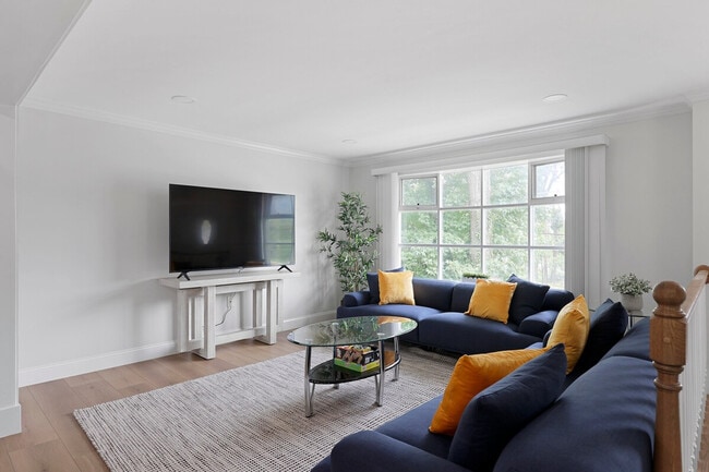 6006 Queens Chapel Rd in Hyattsville, MD - Building Photo - Building Photo