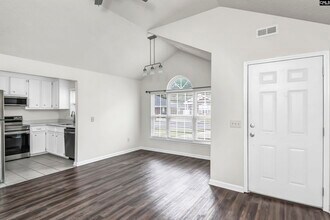 107 Hutto Hill in Gilbert, SC - Building Photo - Building Photo
