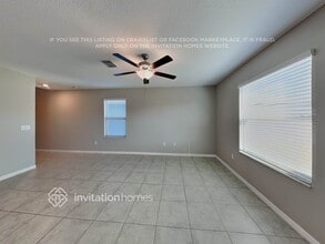 11220 Riley Pines Cir in Gibsonton, FL - Foto de edificio - Building Photo