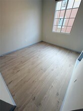 2881 NE 185th St in Miami, FL - Building Photo - Building Photo