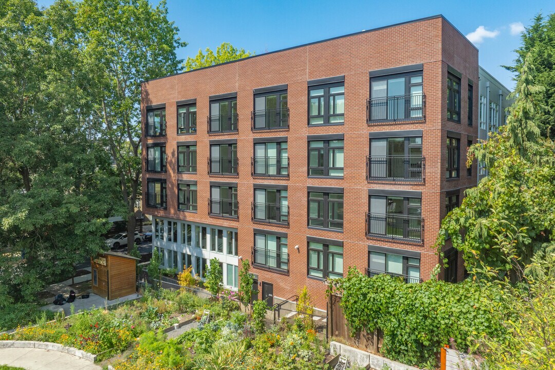 Plaid Apartments in Seattle, WA - Foto de edificio