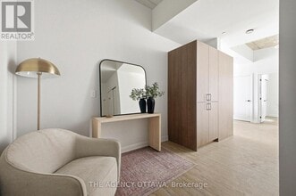 56 Bayswater Ave in Ottawa, ON - Building Photo - Building Photo