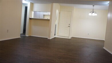 4411 Shady Terrace Ln in Tampa, FL - Building Photo - Building Photo