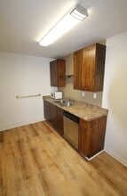 215 N College Ave in Oxford, OH - Building Photo - Building Photo