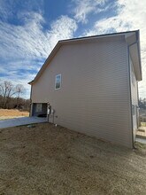 2619 Parkers Mdw Ln in Knoxville, TN - Foto de edificio - Building Photo