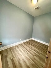 39 1/2 Milton Ave, Unit 2 upstairs in Amsterdam, NY - Foto de edificio - Building Photo