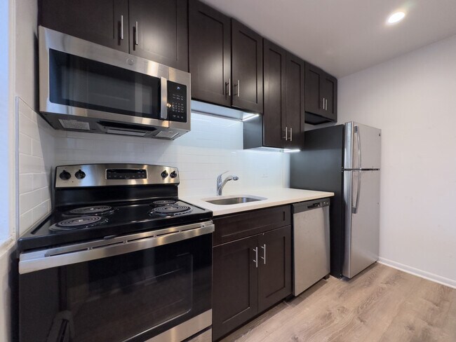 520 Aldine in Chicago, IL - Building Photo - Building Photo