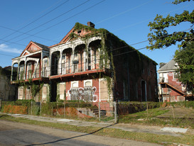 443 Jackson Ave Apartments