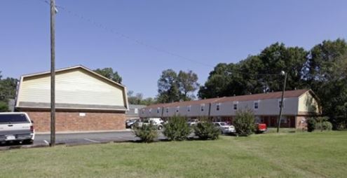 Red Oak Apartments in Richmond, VA - Building Photo - Building Photo