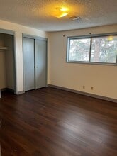 1904 Dawn Ct in Klamath Falls, OR - Building Photo - Building Photo