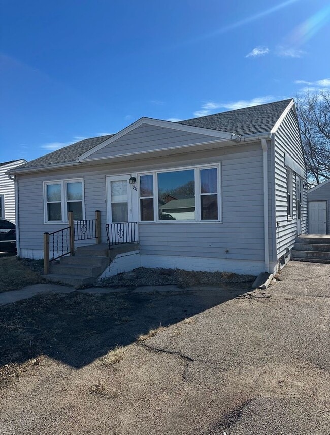 property at 1811 W 13th St