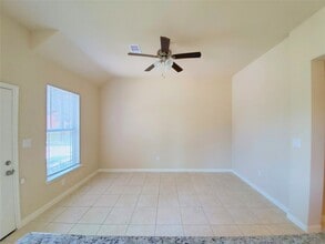 4214 Weaver Rd in Houston, TX - Foto de edificio - Building Photo