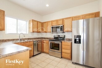 5157 W Laurel Ave in Glendale, AZ - Foto de edificio - Building Photo