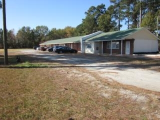 Midway Apartments in Dillon, SC - Building Photo