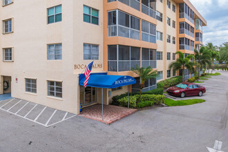 Boca Palms Condominiums in Boca Raton, FL - Building Photo - Building Photo