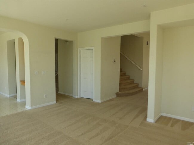 2235 Duncan St in Dixon, CA - Building Photo - Building Photo