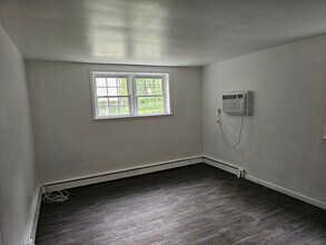 17 Old Allamuchy Rd, Unit 1 in Hackettstown, NJ - Building Photo - Building Photo
