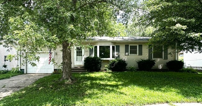 property at 3273 Kensington Pl