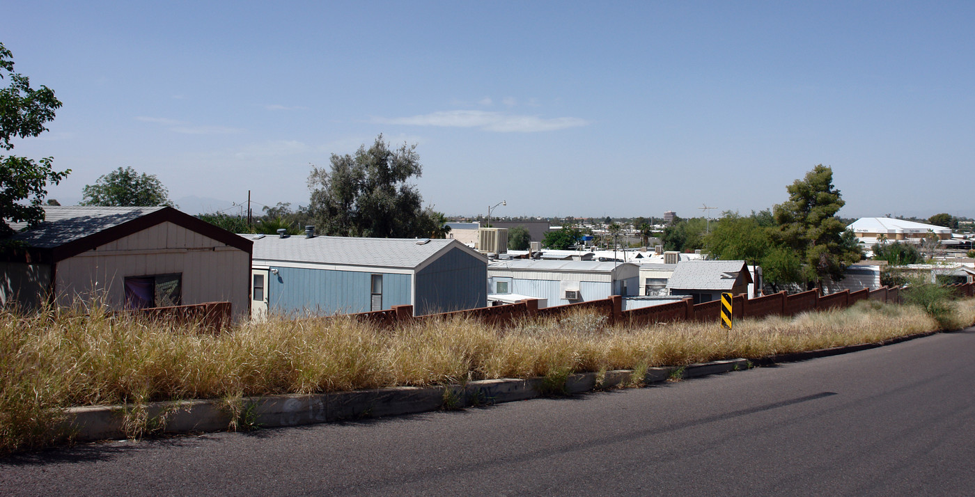 Hi View Mh Park in Phoenix, AZ - Building Photo