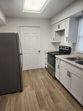 4143 W Burbank St in Springfield, MO - Building Photo - Building Photo