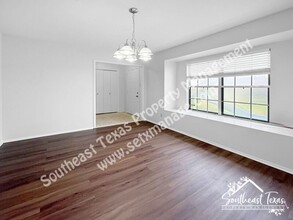 1099 Sunmeadow Dr in Beaumont, TX - Building Photo - Building Photo