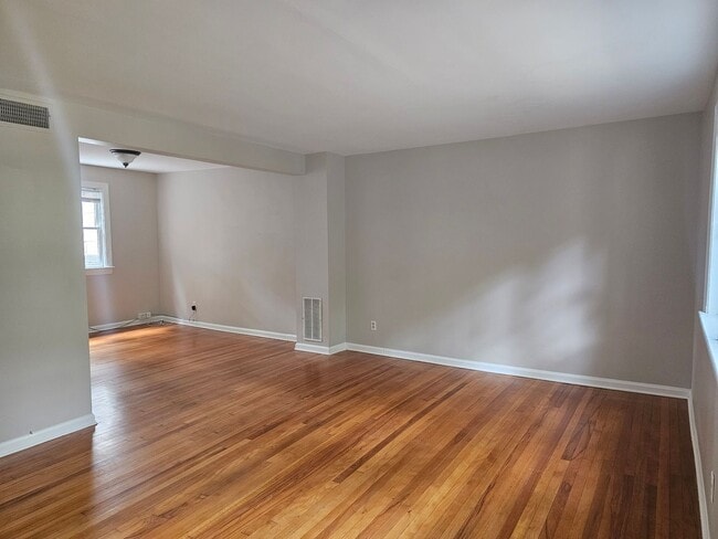 1064 Nichols Dr in Raleigh, NC - Building Photo - Building Photo