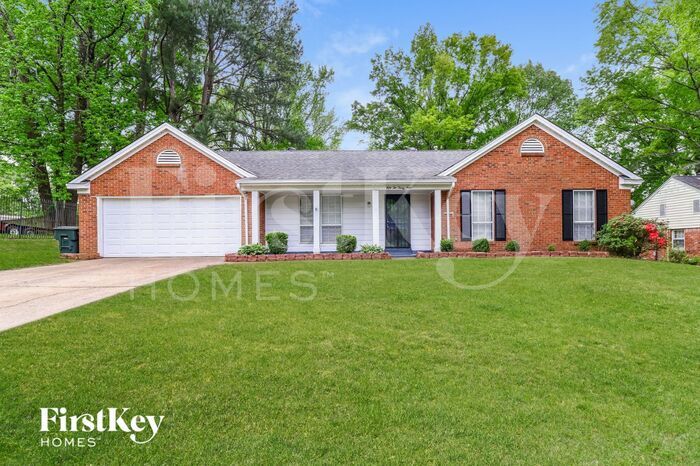 5239 Rolling Meadows Dr in Memphis, TN - Building Photo