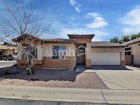 8953 E Capri Ave in Mesa, AZ - Building Photo