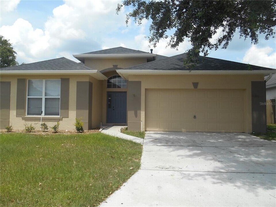171 Therese St in Davenport, FL - Building Photo