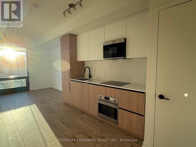 35 Parliament St in Toronto, ON - Building Photo - Building Photo