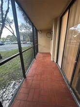 8420 SW 133rd Avenue Rd in Miami, FL - Foto de edificio - Building Photo