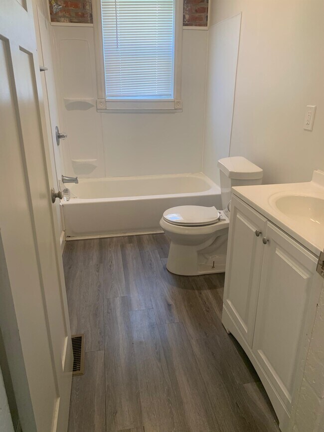 1422a Union Blvd-Unit -1422 A - 2F in St. Louis, MO - Foto de edificio - Building Photo