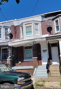 723 E Ontario St photo'