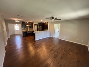 235 Austin St in Grapevine, TX - Building Photo - Building Photo