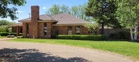 1913 E 21st St in Clovis, NM - Foto de edificio - Building Photo