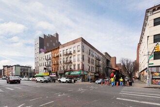 2000-2002 3rd Ave in New York, NY - Building Photo - Building Photo