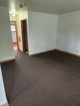 7223 W Lakefield Dr, Unit #3 in Milwaukee, WI - Foto de edificio - Building Photo