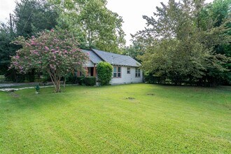 111 McPhail St in The Woodlands, TX - Building Photo - Building Photo