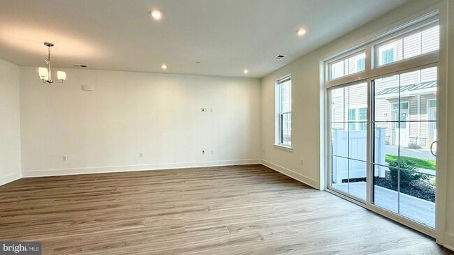 18104 Donatello Dr in Princeton, NJ - Foto de edificio - Building Photo