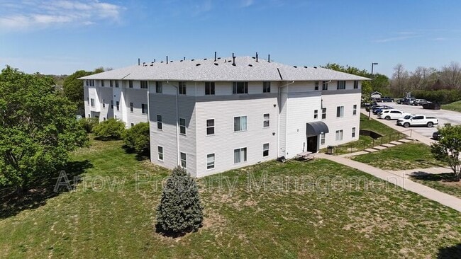 property at 1216 S 2nd St